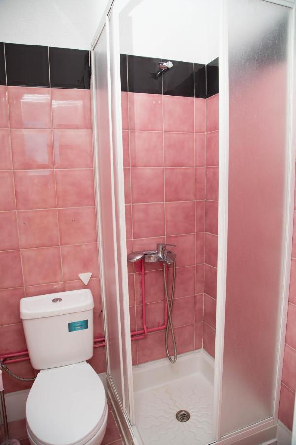 Tony'S Rooms Alinda  Exterior foto